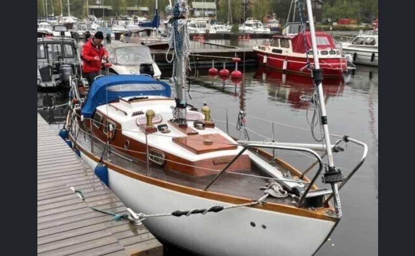 Hallberg-Rassy P-28-kuva-9